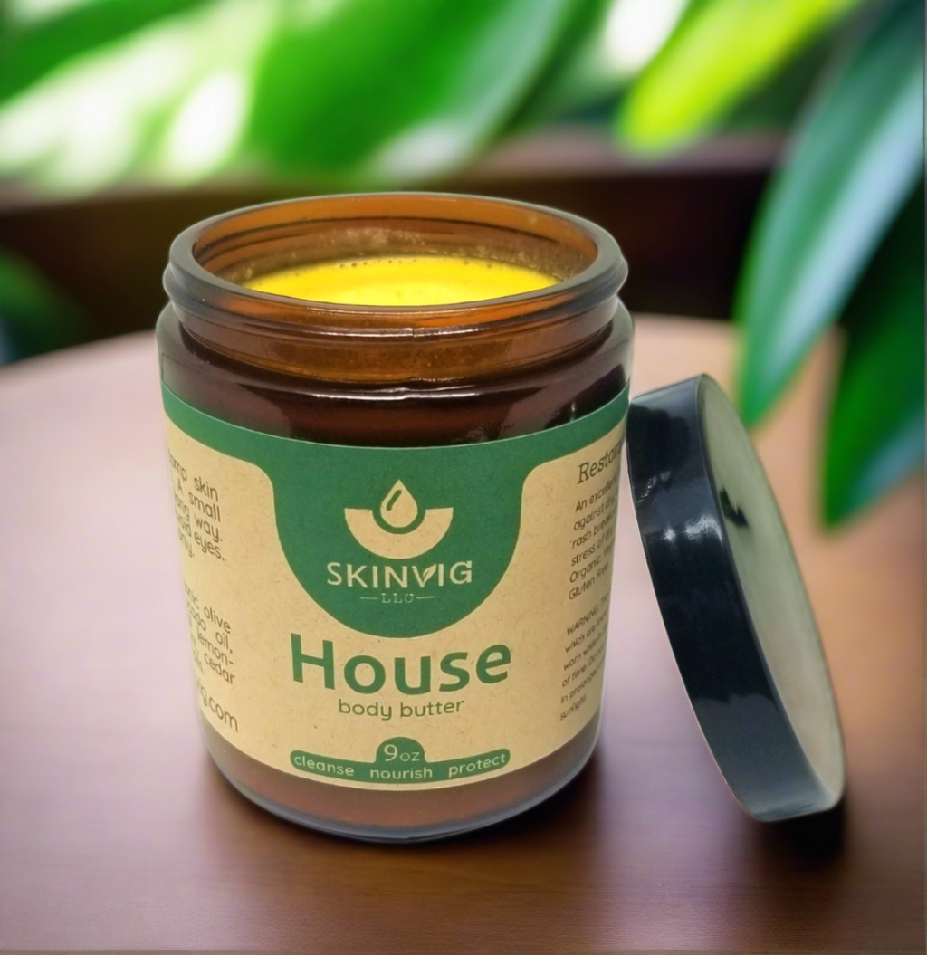 Nourish your skin with our House Butter made from organic shea butter and vitamin-rich avocado oil. Enriched with essential oils, it deeply hydrates and promotes skin healing, while fighting eczema. Experience the benefits of natural ingredients for a healthy and radiant complexion.